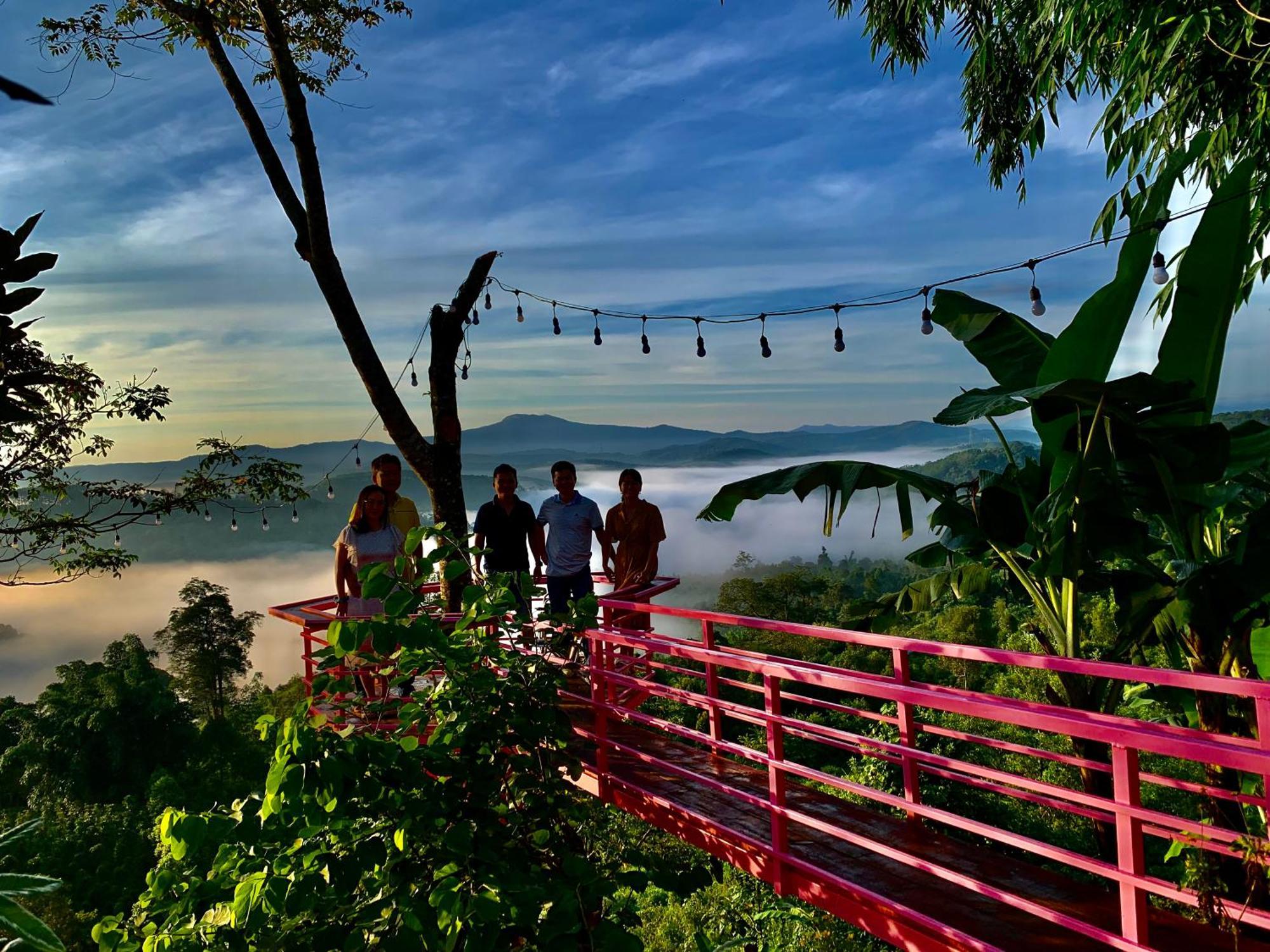 Chan May Homestay Mang Den Kon Von Kla Extérieur photo
